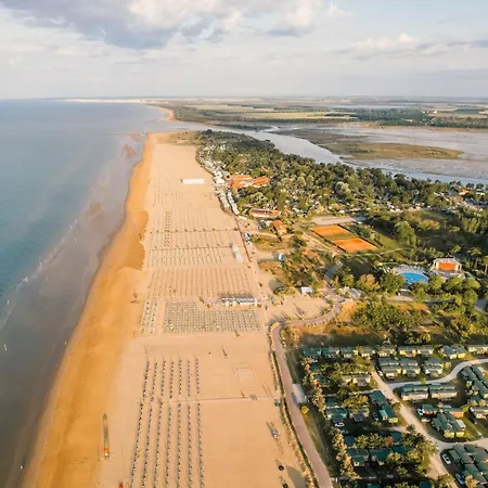 Sunny By The Sea In Bibione